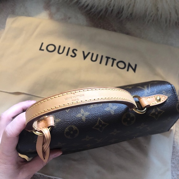 LOUIS VUITTON Monogram Cluny BB Vieux Rose - Picture 9 of 12